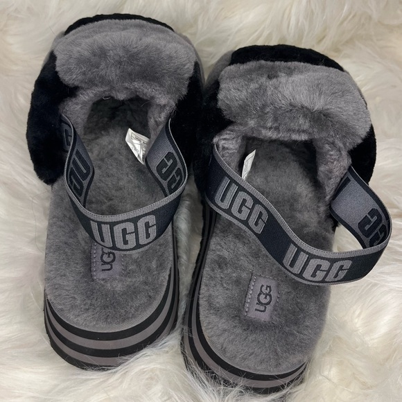 Black & Gray Disco Check Platform Ugg Sandal Slippers - Picture 4 of 7